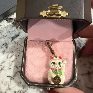 Rare lucky juicy couture cat charm for bracelet or necklace